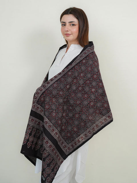 Huda Ajrak Scarf - Black & Burgandy