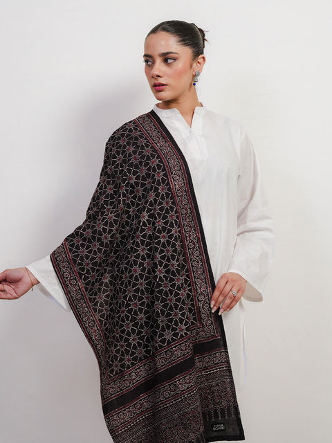 Raga Ajrak Scarf - Black & Burgandy