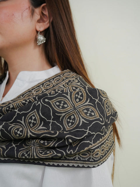 Mashal Ajrak Scarf - Grey