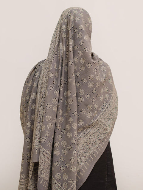 Behnaz Ajrak Hijab - Grey