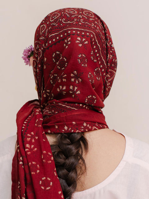 Behnaz Ajrak Hijab - Red Kashi