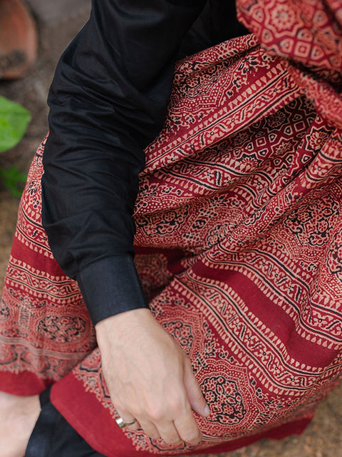 Huda Ajrak Chaadar - Maroon (For Him)