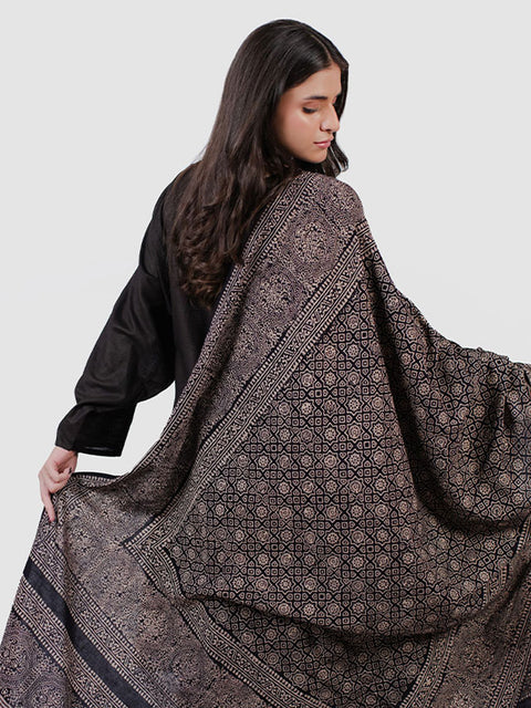 Huda Ajrak Chaadar - Black