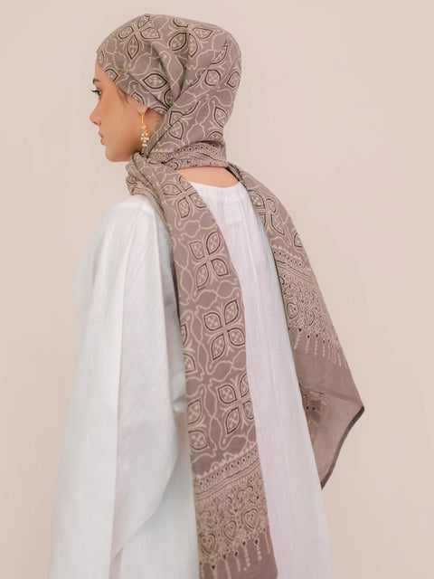 Mashal Ajrak Hijab - Grey
