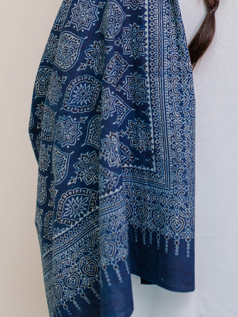 Parvaneh Ajrak Hijab - Blue