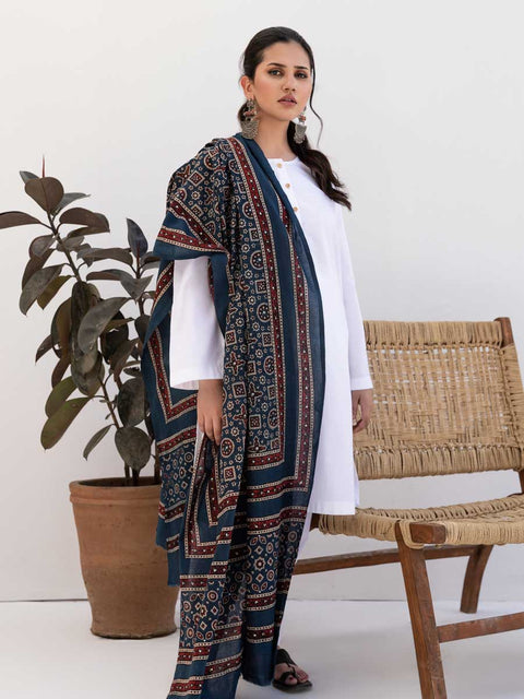 Abida Ajrak Chaadar