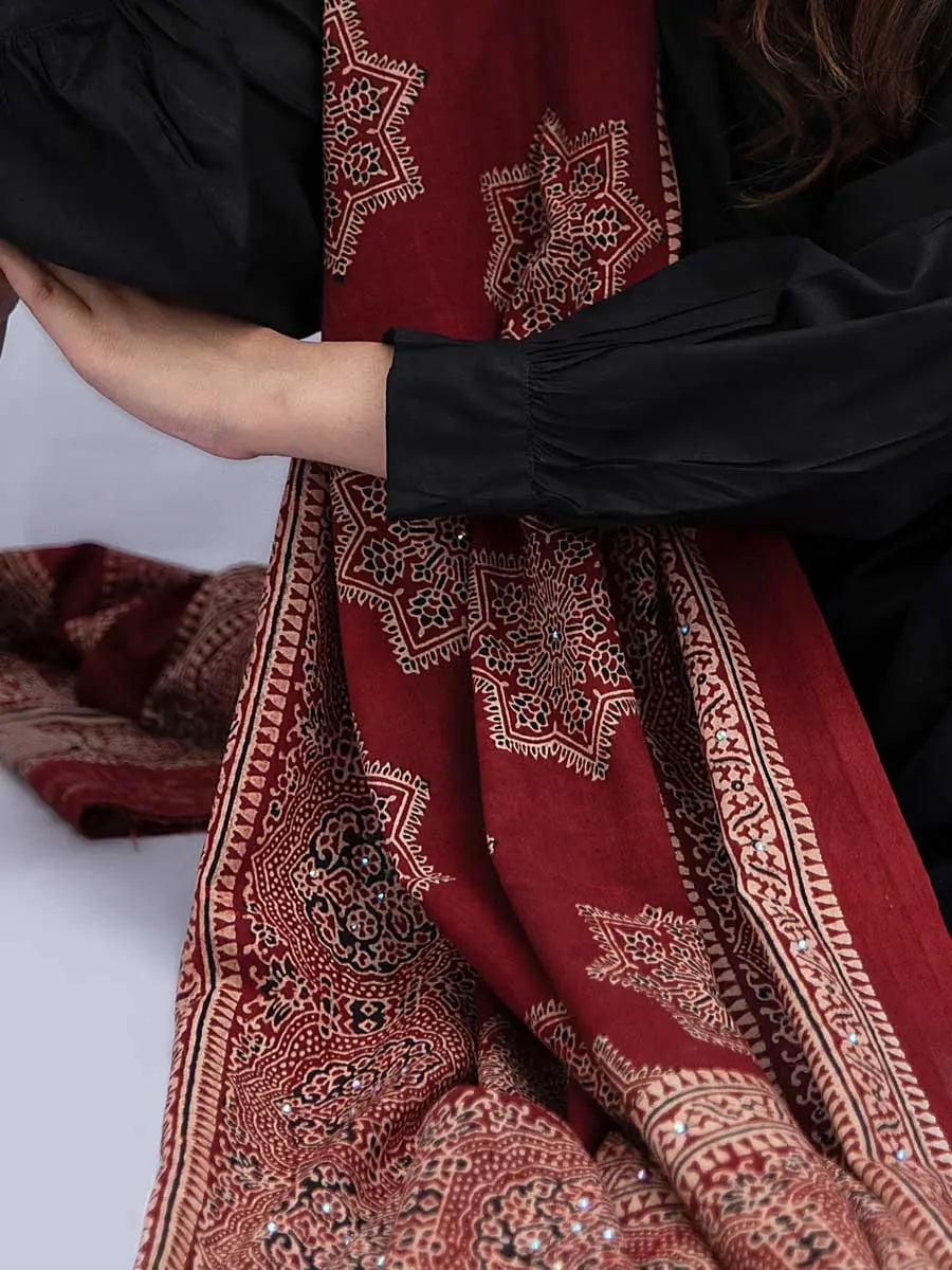 Raks Ajrak Chaadar (Maroon)– TASSUR
